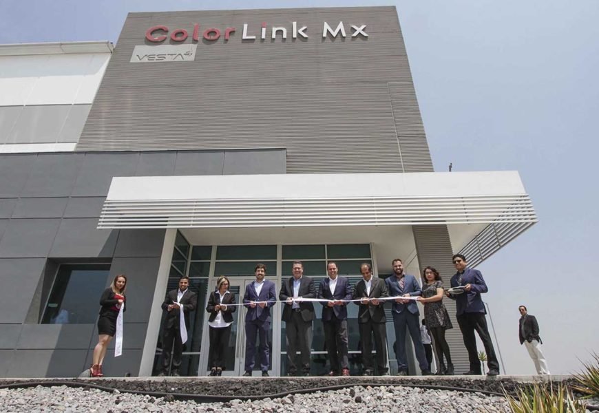 Marco Mena inauguró empresa Color Link México en Huamantla