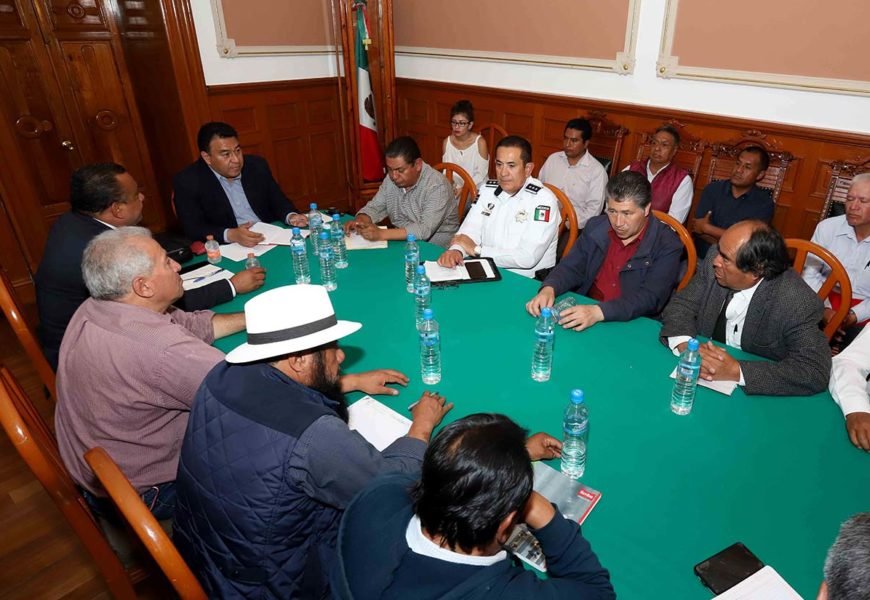 Trabaja Segob con transportistas en mejora del servicio Trabaja Segob con transportistas en mejora del servicio