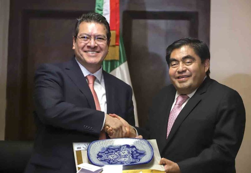Se reúnen Marco Antonio Mena y Miguel Barbosa