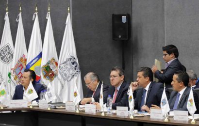 Marco Mena participó en reunión de Conago con Fiscal General de la República