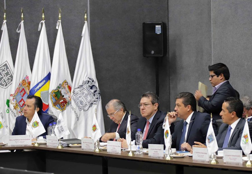 Marco Mena participó en reunión de Conago con Fiscal General de la República