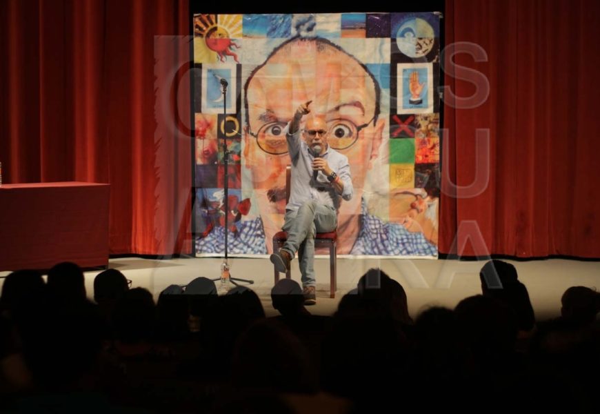 Ofreció el artista Mauricio Castillo charla sobre creatividad en el Teatro Xicohténcatl