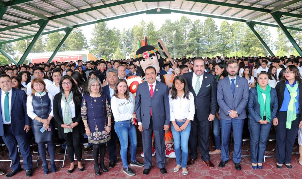 Florentino Domínguez inauguró Ciclo Escolar 2019-2020 de la UTT