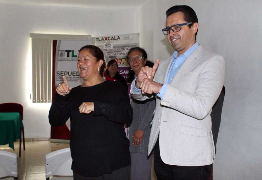 Icatlax e Itpcd clausuraron cursos para personas con discapacidad