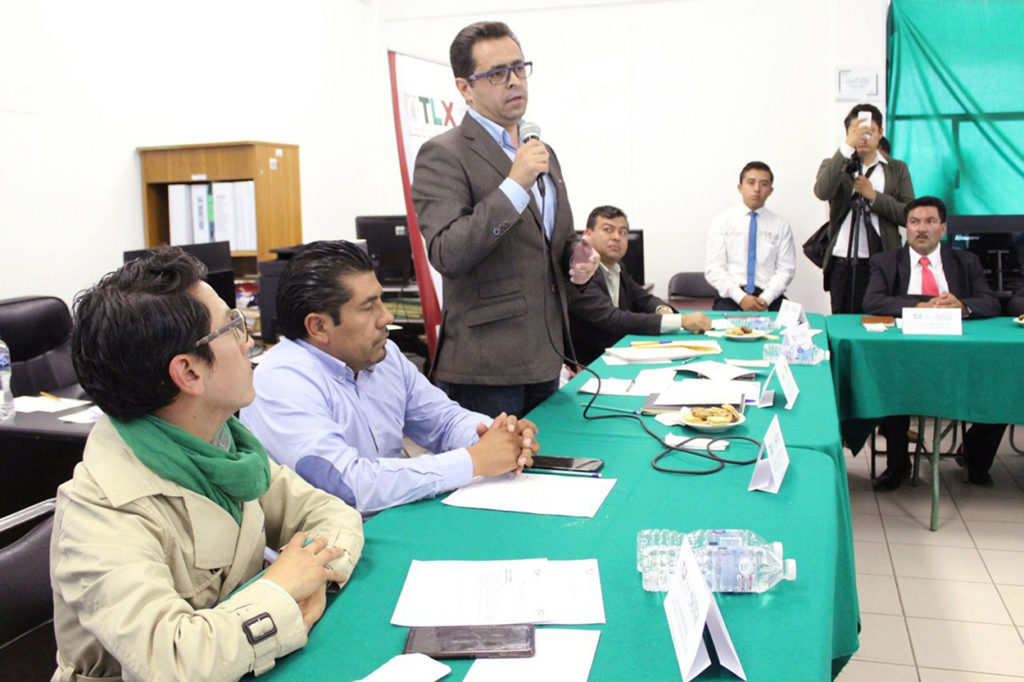 Manuel Camacho Higareda Director General de Icatlax, en el marco de la tercera reunión ordinaria de comité en la región Tlaxco