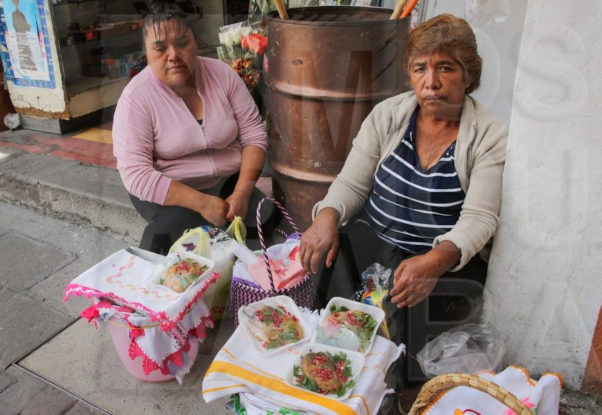 Chiles en nogada de 50 pesos