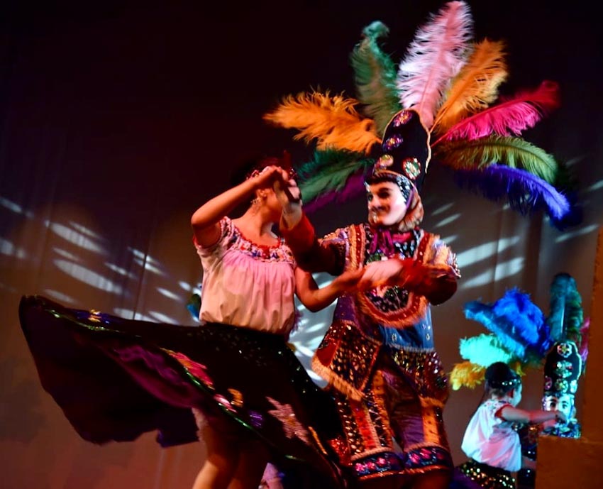 Bailarines tlaxcaltecas participarán en festejos patrios en CDMX