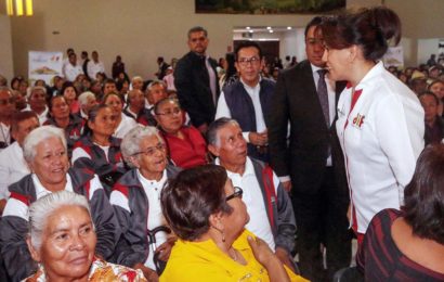 Clausura Sandra Chávez «Caravana día del adulto mayor”