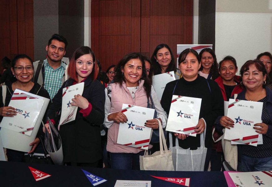 Fortalecen docentes pedagogía en «3er. Mini congreso de inglés PRONI 2019»: SEPE