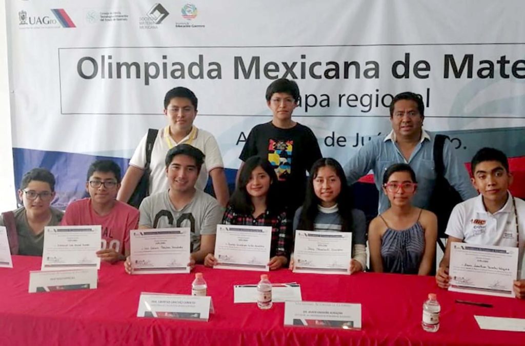Obtienen estudiantes tlaxcaltecas cinco medallas en competencia regional de matemáticas