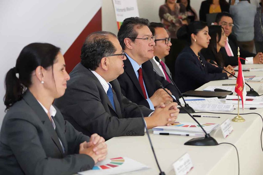 El Gobernador Marco Mena y Luis Felipe López-Calva, Subsecretario General de las Naciones Unidas, materializaron la supervisión y acompañamiento técnico del organismo a las acciones del Programa "Supérate".