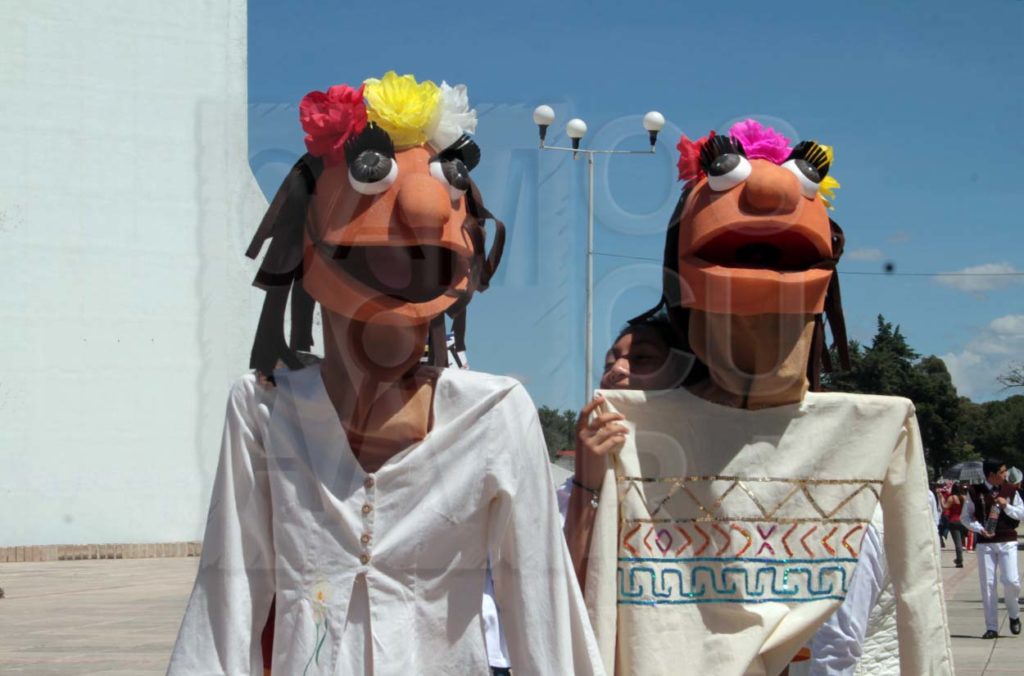 Se realizó desfile del 34 Festival Internacional de Títeres "Rosete Aranda". Foto: Cámara Oscura / Alejandra S. Ancona