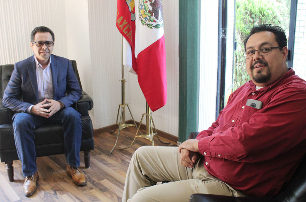  El Director General del Instituto de Capacitación para el Trabajo del Estado de Tlaxcala (Icatlax), Manuel Camacho Higareda, se reunió con el Director Regional Operativo del Sureste de la Cámara Nacional del Autotransporte de Carga (Canacar), Anwar Gerardo Moreno Salcedo. 