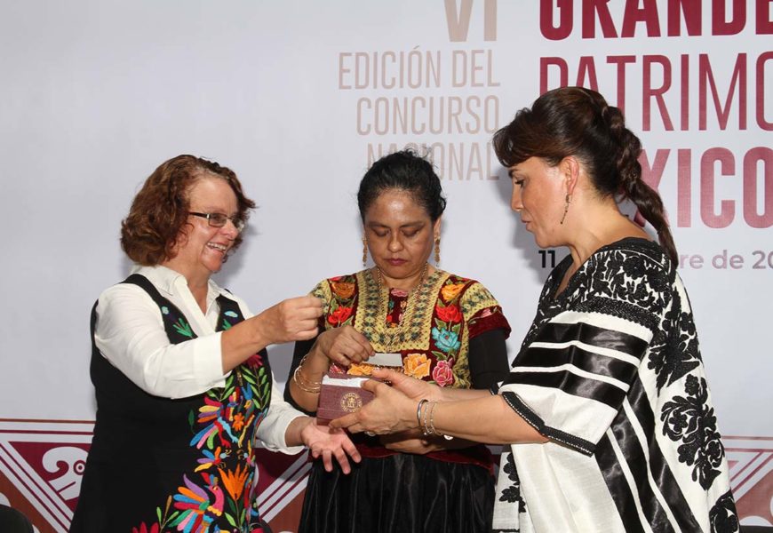 Entregan premios a ganadores del VI Concurso Nacional de Artesanos 2019