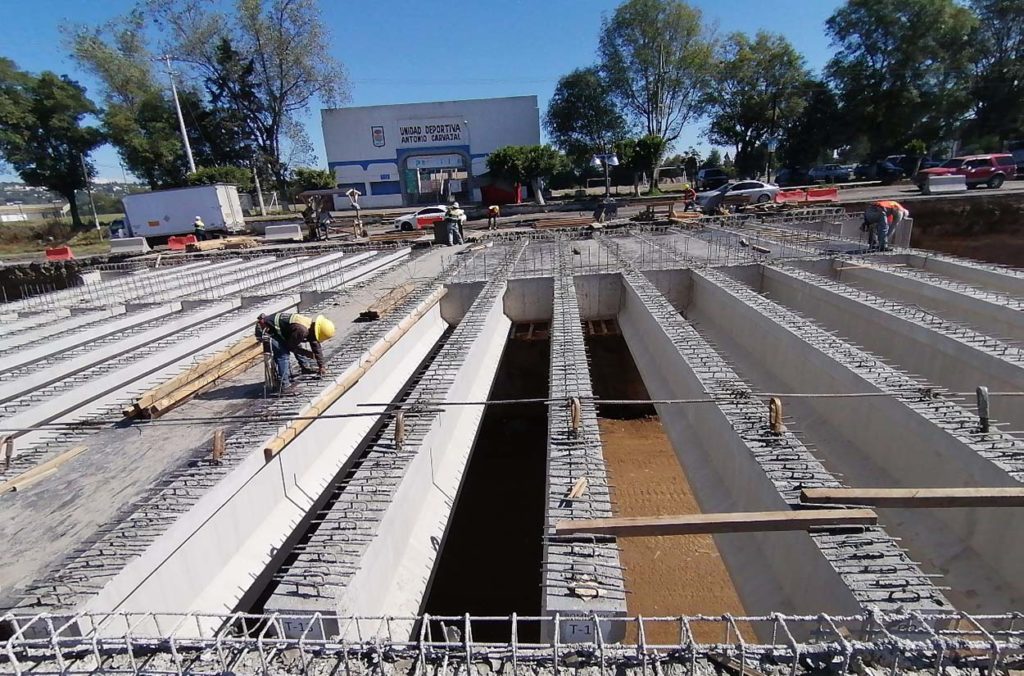 Construye Secoduvi puentes vehiculares de retorno en la carretera Tlaxcala-Apizaco