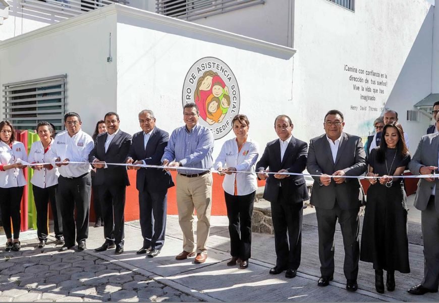 Sandra Chávez y Marco Mena reinauguran centro de asistencia social del DIF Estatal Sandra Chávez y Marco Mena reinauguran centro de asistencia social del DIF Estatal