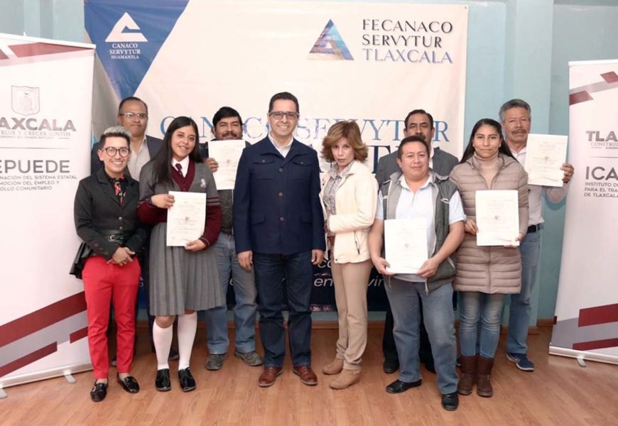 Capacitó Icatlax en contabilidad a agremiados de la Canaco-Servytur Huamantla