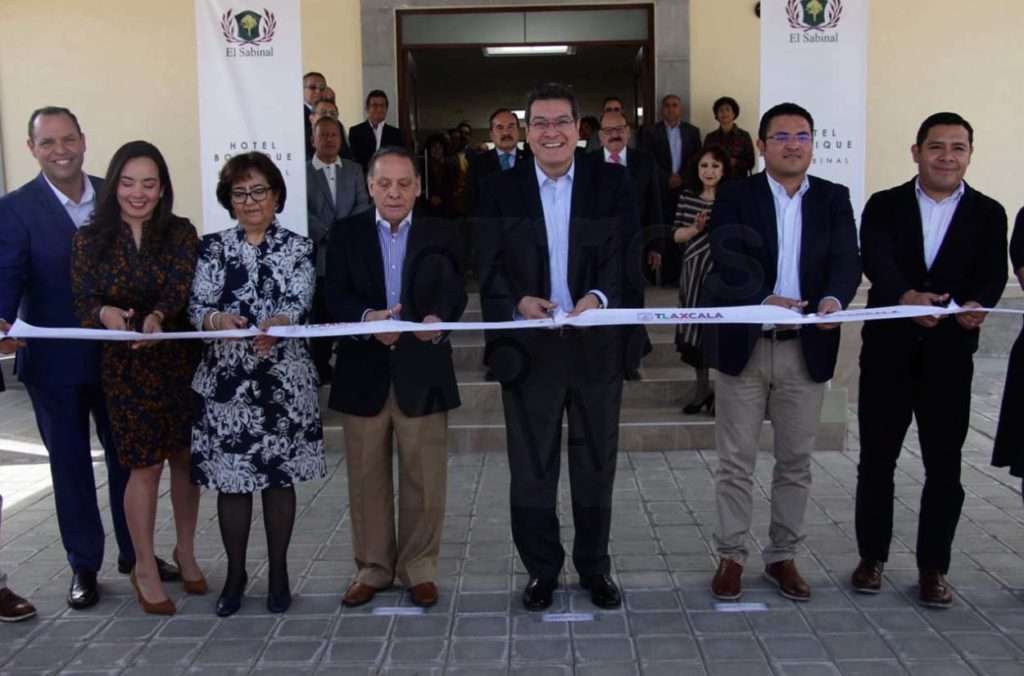 Corte de listón inaugural del Hotel Boutique “El Sabinal” en Apizaco