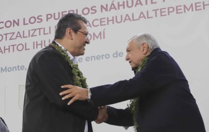 El presidente afirma que existe buena relación con el gobernador Marco Mena.
