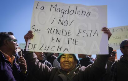 Se manifiestan habitantes de la Magdalena Tlaltelulco por conflicto territorial con Chiautempan