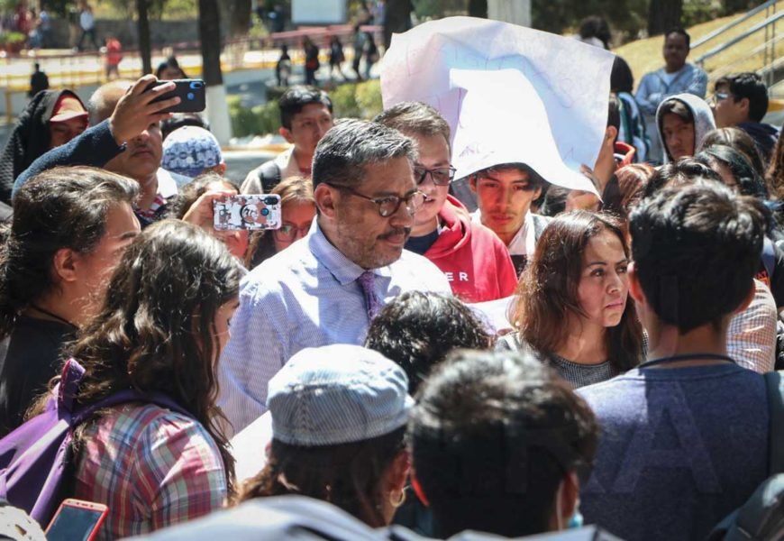 Convocan a paro estudiantes de la UATx