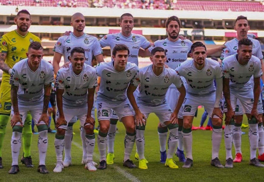 Ocho jugadores de Santos dieron positivo a COVID-19