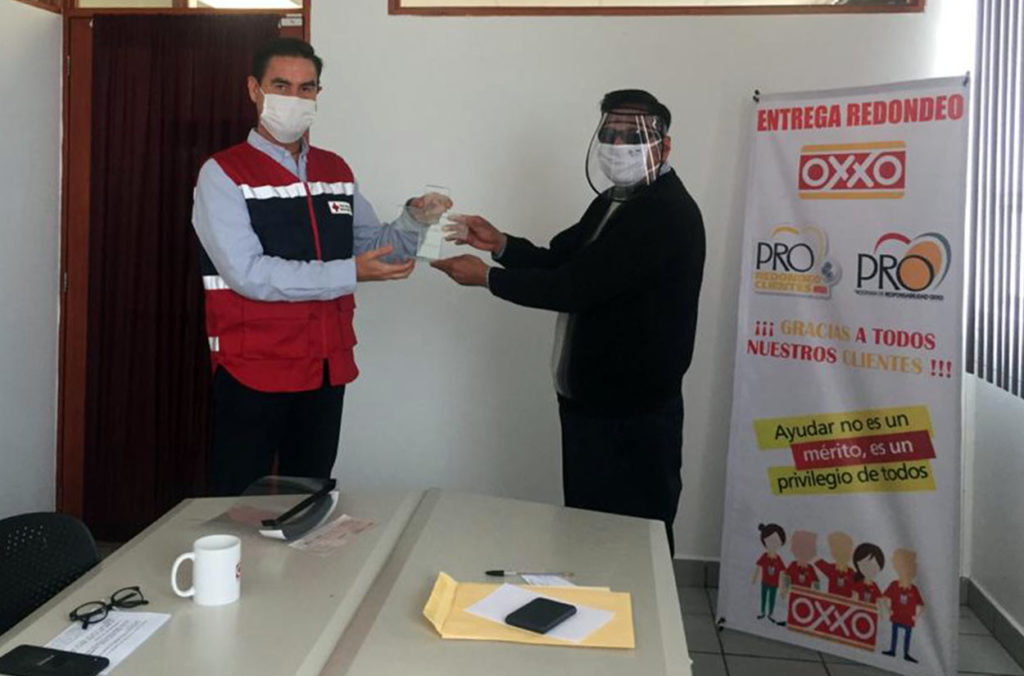 Con redondeo de Oxxo, Cruz Roja en Tlaxcala recibe donativo