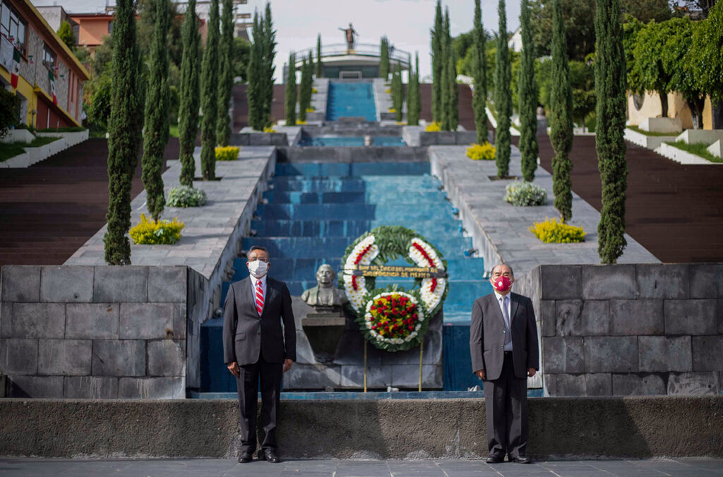 Conmemoran 210 Aniversario del Inicio de la Independencia de México