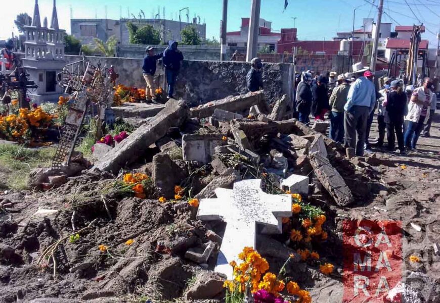 Causas del conflicto en San Pablo del Monte por intento de destrucción de panteón