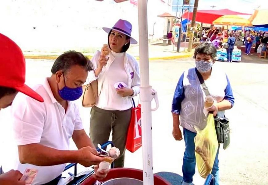 Propuestas de Liliana Becerril a locatarios del mercado de Tzompantepec Propuestas de Liliana Becerril a locatarios del mercado de Tzompantepec