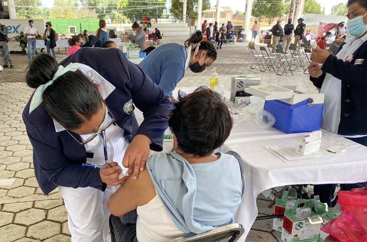 Exitosa jornada de vacunación en Yauhquemehcan
