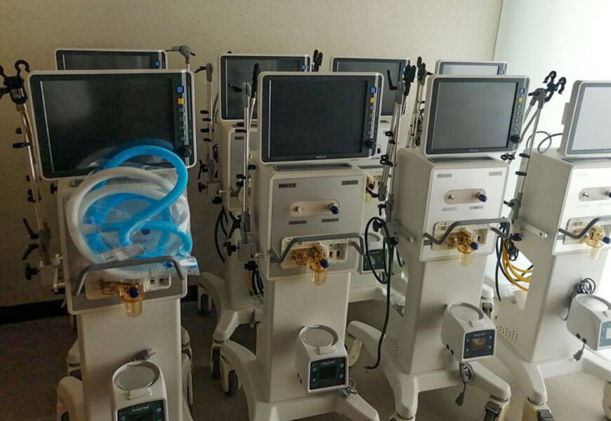Rehabilitan 40 ventiladores para atención de pacientes con Covid-19 en hospitales del Sector Salud