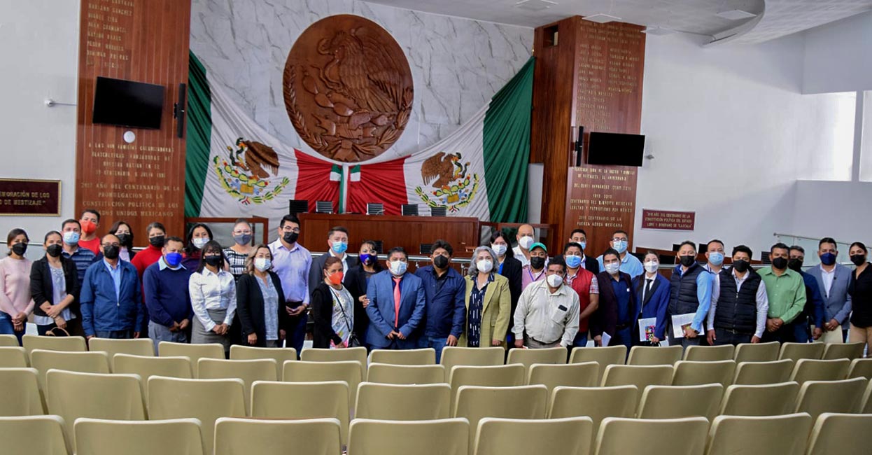 Apoya Vicente Morales con capacitación a presidentes municipales del Distrito V