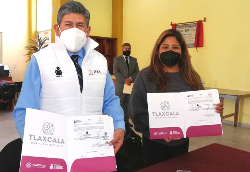 Firma convenio Ayuntamiento de Amaxac con ITEA Firma convenio Ayuntamiento de Amaxac con ITEA