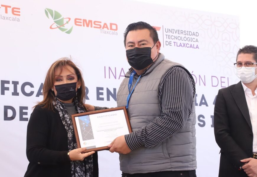 Inaugura gobernadora Centro Certificador En Industria 4.0 Y Laboratorios IOT en la UPTX