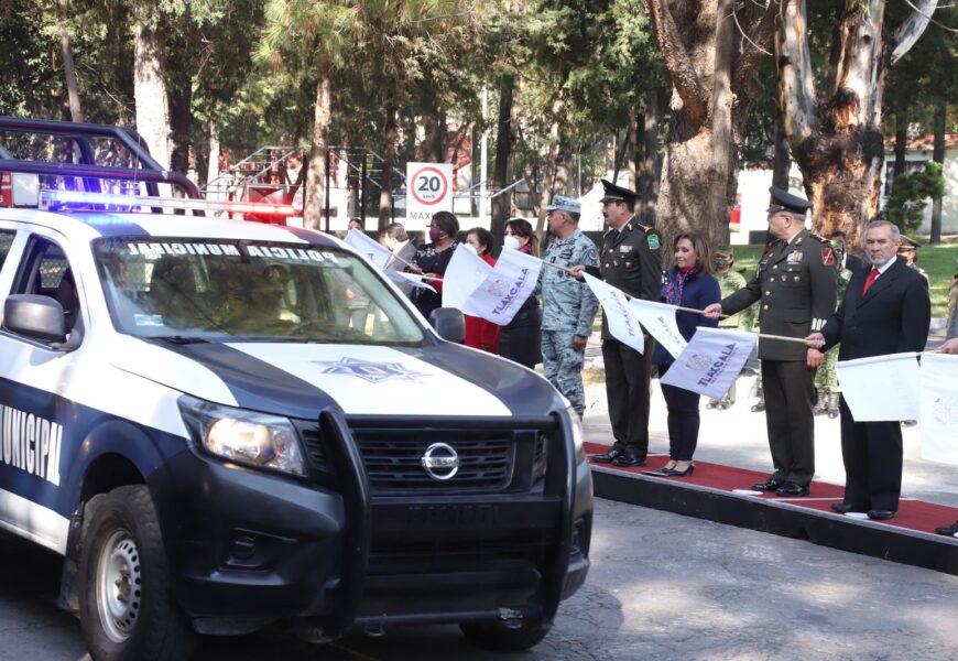 Gobernadora Lorena Cuéllar dio banderazo de inicio al operativo “Diciembre seguro” Gobernadora Lorena Cuéllar dio banderazo de inicio al operativo “Diciembre seguro”