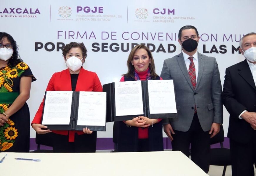 Encabezó Lorena Cuéllar firma de convenio con municipios por la seguridad de las mujeres