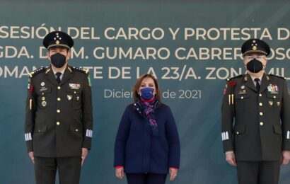 Presenció Lorena Cuéllar toma de posesión y protesta del nuevo mando de la 23 Zona Militar