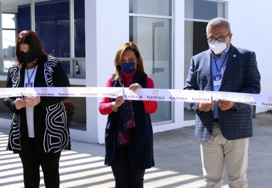 Inauguró la gobernadora módulo de atención ciudadana y a grupos de la SEPE-USET