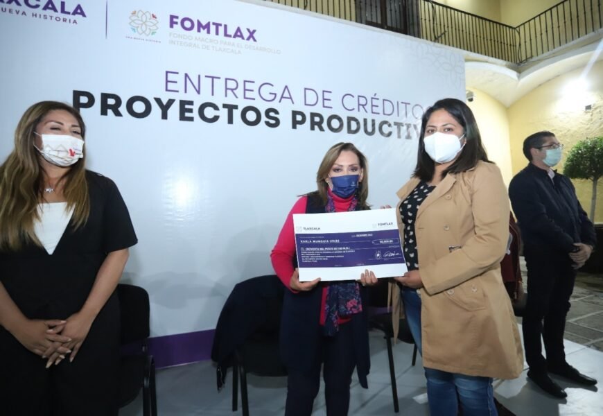Entregó gobernadora Lorena Cuéllar créditos para proyectos productivos Entregó gobernadora Lorena Cuéllar créditos para proyectos productivos