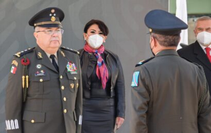 Atestigua Alejandra Ramírez Ortiz toma de posesión del comandante de la 23/A ZM