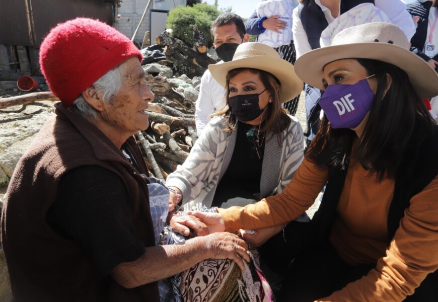 Gobernadora Lorena Cuéllar entregó cenas navideñas a familias vulnerables de Huamantla