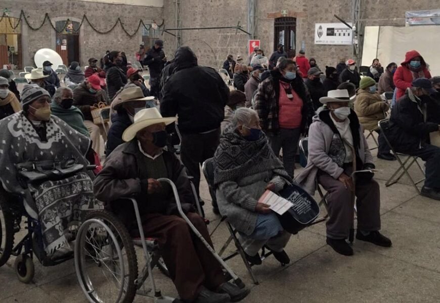 Inicia el pago a 108 mil 328 tlaxcaltecas de las pensiones para adultos mayores y personas con discapacidad