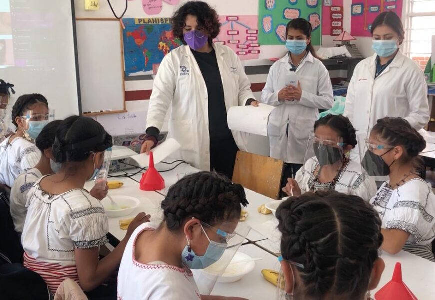 Impulsan el interés por la ciencia en niñas de la primaria “Bimi manandi yu´mu”