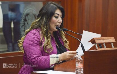 Presenta Alejandra Ramírez, iniciativa para fomentar el empleo en profesionistas egresados de educación superior