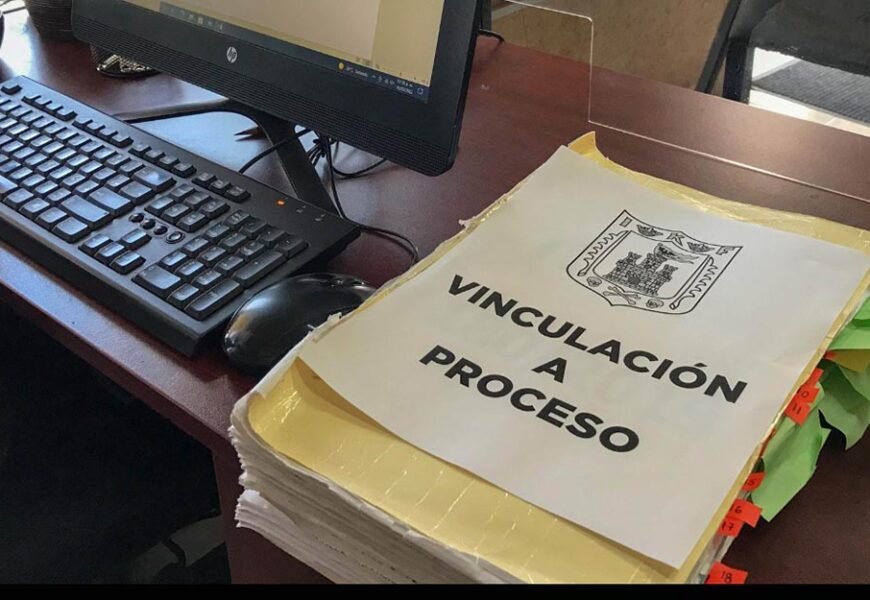 Vinculan a proceso a dos elementos de seguridad pública a través de la FECC