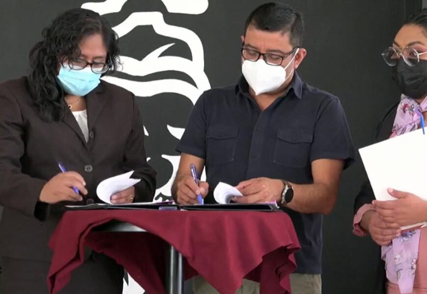 Firman convenio de colaboración el CJM y la UPTx