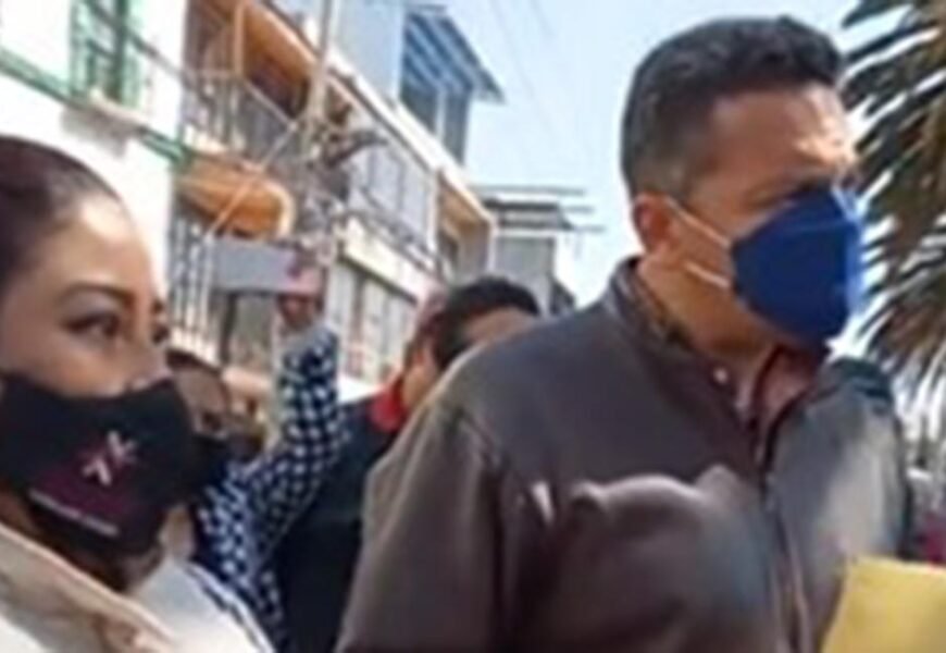 Habitantes entregan instalaciones de la presidencia municipal de Amaxac