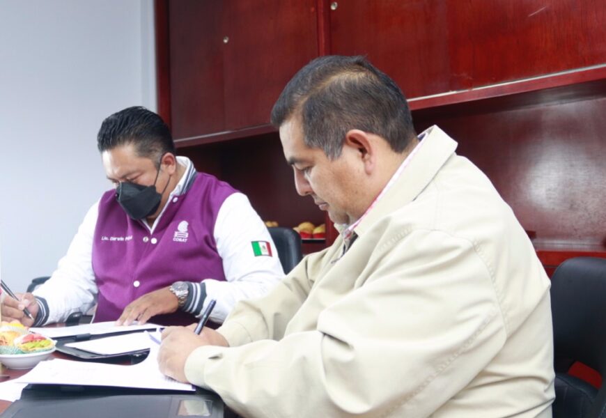 ICATLAX y COBAT realizan convenio de colaboración para fortalecer la educación