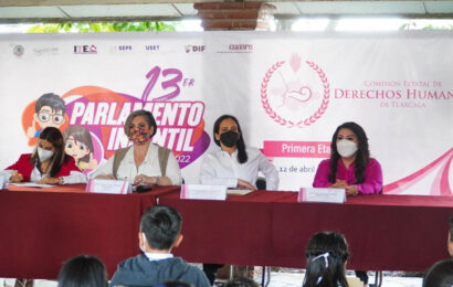 Asiste Alejandra Ramírez a Decimotercer Parlamento Infantil Tlaxcala 2022